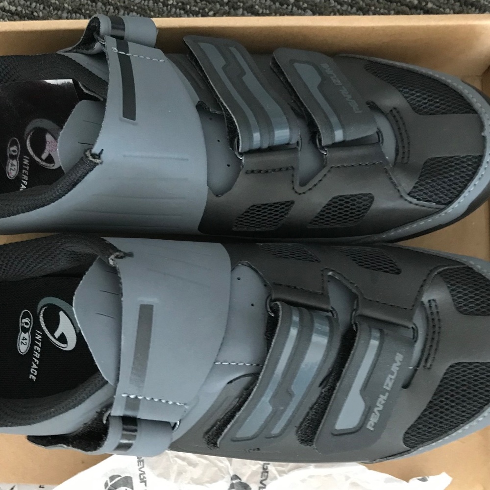Cycling shoes Pearl Izumi
